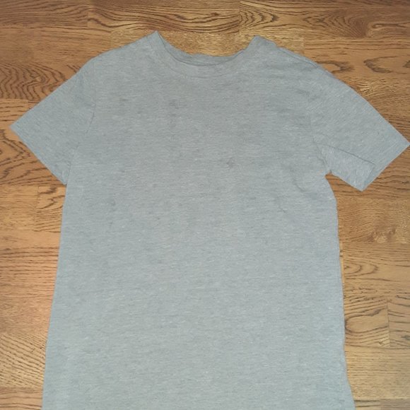 Basic everyday style - Picture 1 of 1